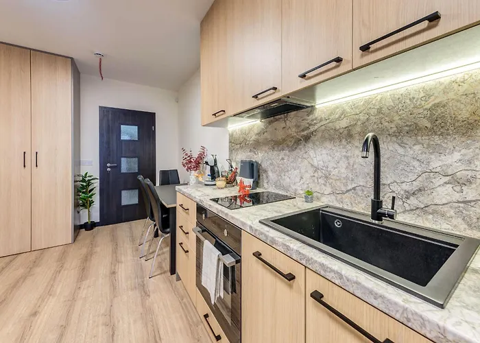 Alpine Glow With Parking Pamporowo